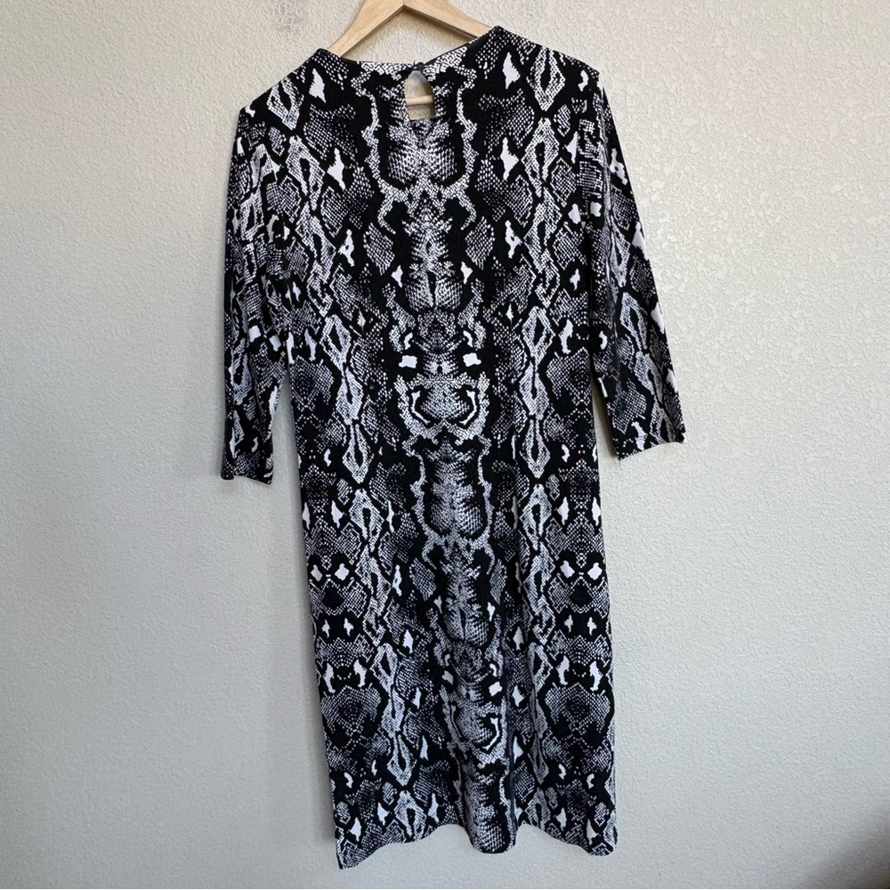 J. McLaughlin Black White Snakeskin‎ Print 3/4 Sheath Dress Large Knee Length - Picture 3 of 8